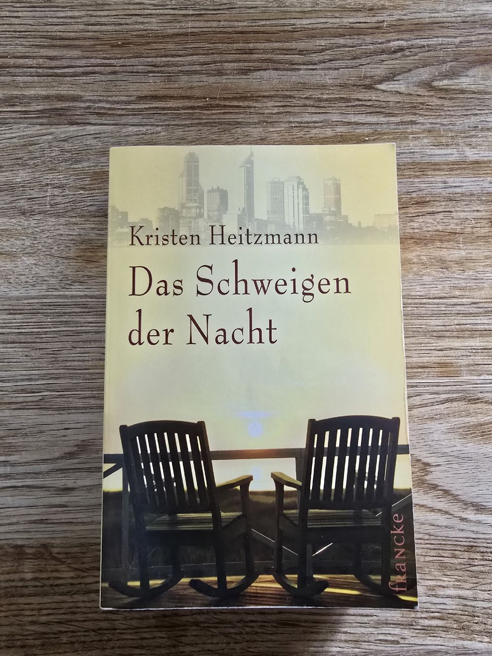 Libri: Buch Kristen Heitzmann, Das Schweigen der Nacht – Usato da Morschach venduto da Monikawi