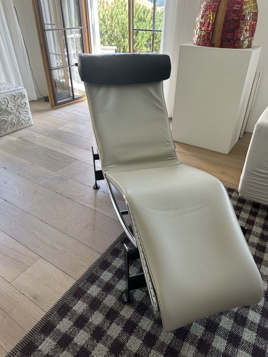 Cassina Sedie a sdraio: Cassina Le Corbusier Liege LC4 – Usato da Beringen venduto da Chris2026