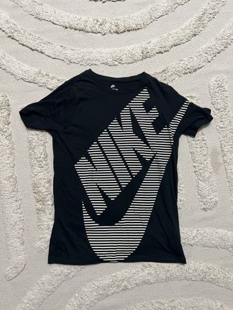 Nike-T-Shirt Grösse S
