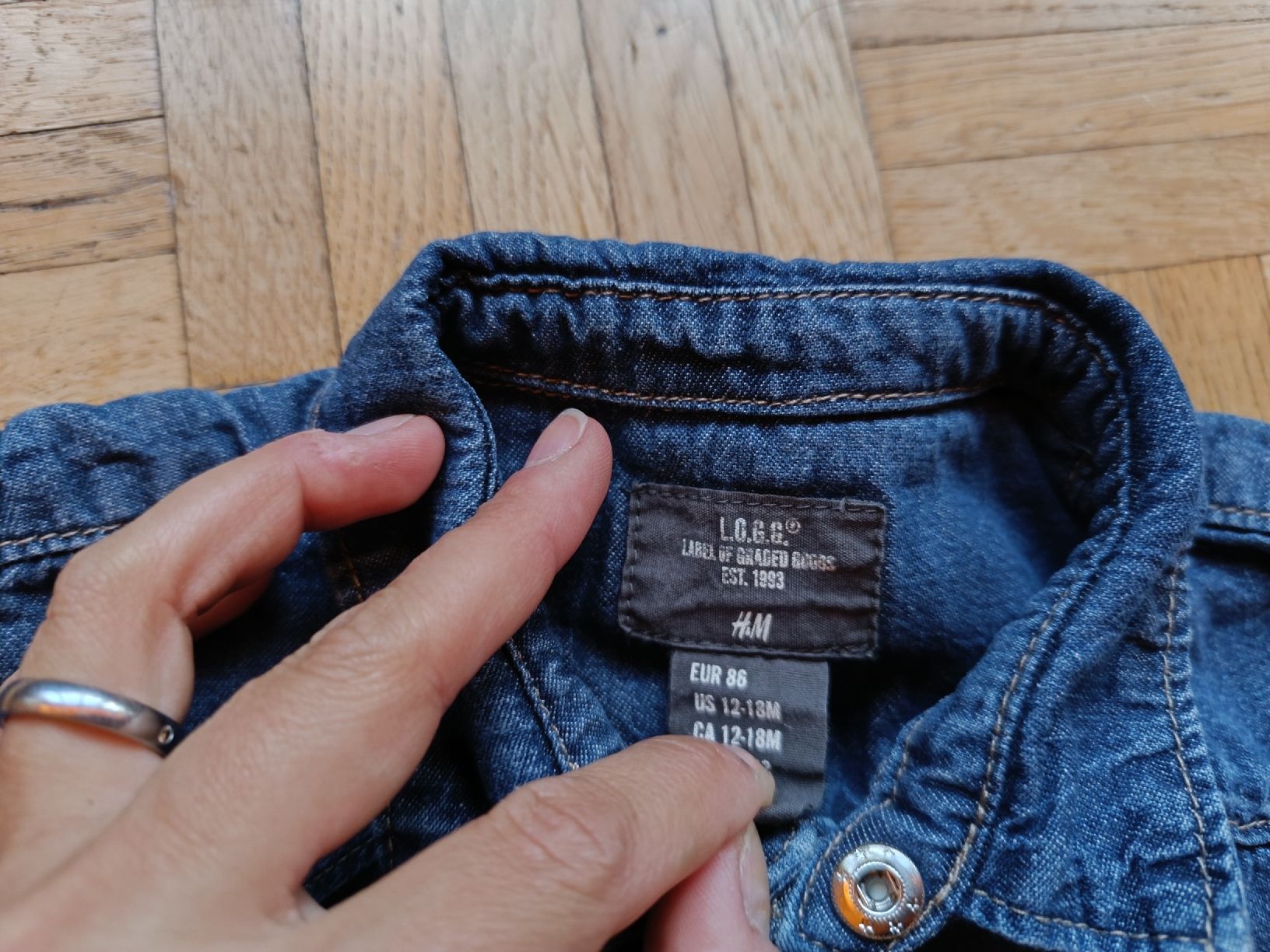 H&M Camicie, T-shirt & Polo: Jeanshemd Hemd H&M 86 blau – Usato da Malans GR venduto da maassl 1