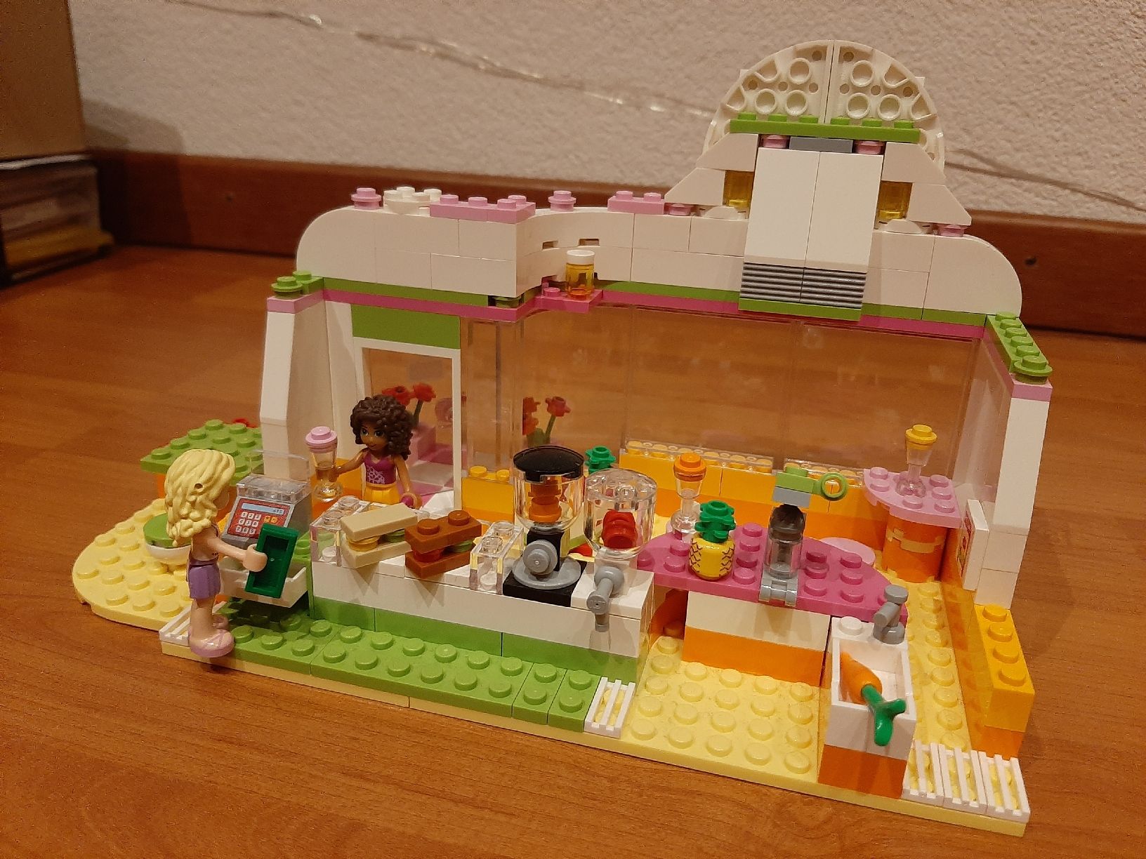 Lego Spielzeuge: Lego Friends Saftladen – Gebraucht aus Glis von ste_w7pm 4