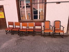 Lederstühle Stil Barock, zum Teil mit Seiten Lehnen, 7 Stück