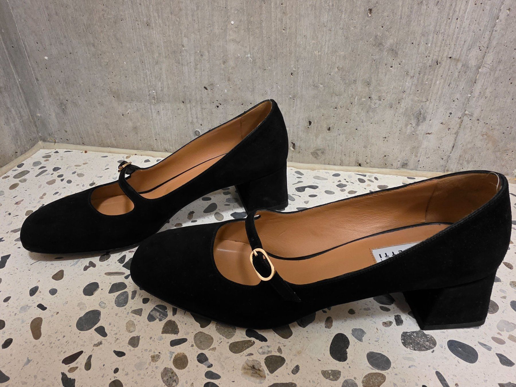 Fratelli Rossetti Scarpe da donna: Fratelli Rosetti 37.5 Marie-Jane Pumps – Usato da Zürich venduto da sougia11 1