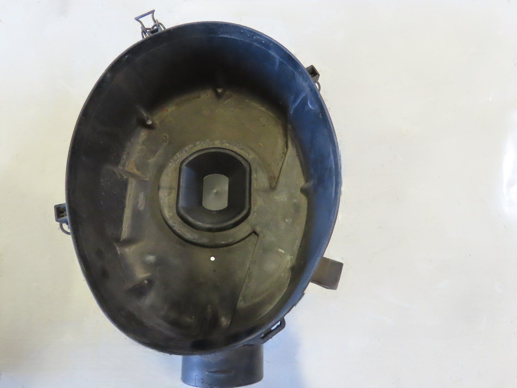Volkswagen Alle Autoersatzteile: Filterelement inkl. Luftfilter und Mengenmesser VW T3 – Gebraucht aus Alpnach-Dorf von Hess-Automobile 5