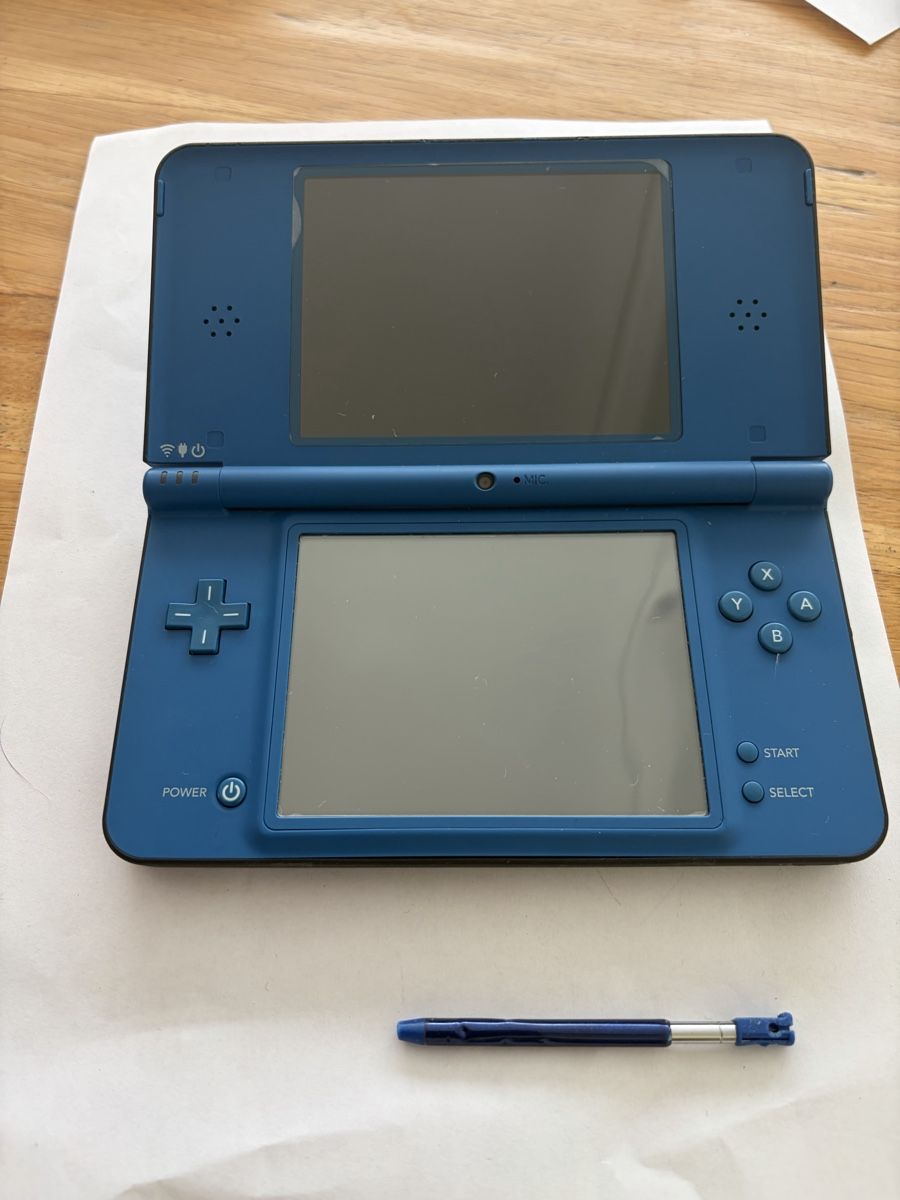 Nintendo Console: Nintendo DS XL 2008 – Usato da Echallens venduto da JAR69