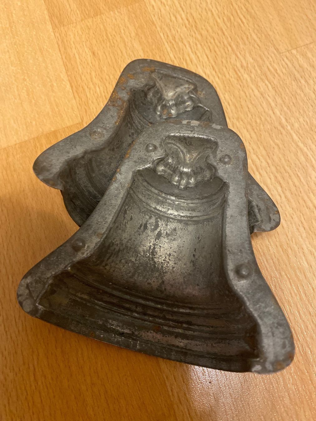 Teglie da forno: Schokoladenform Glocke – Usato da Buchrain venduto da Sisi83 3