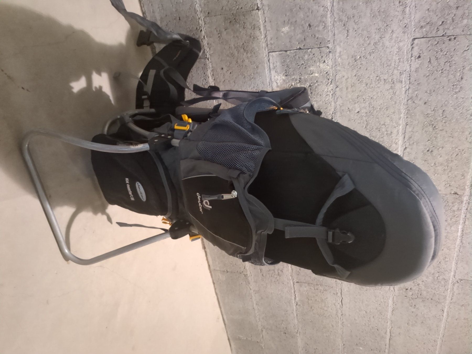 Deuter Bauch- & Rückentragen: Sac a dos porte enfants deuter – Gebraucht aus Marly von Marcbovigny 3