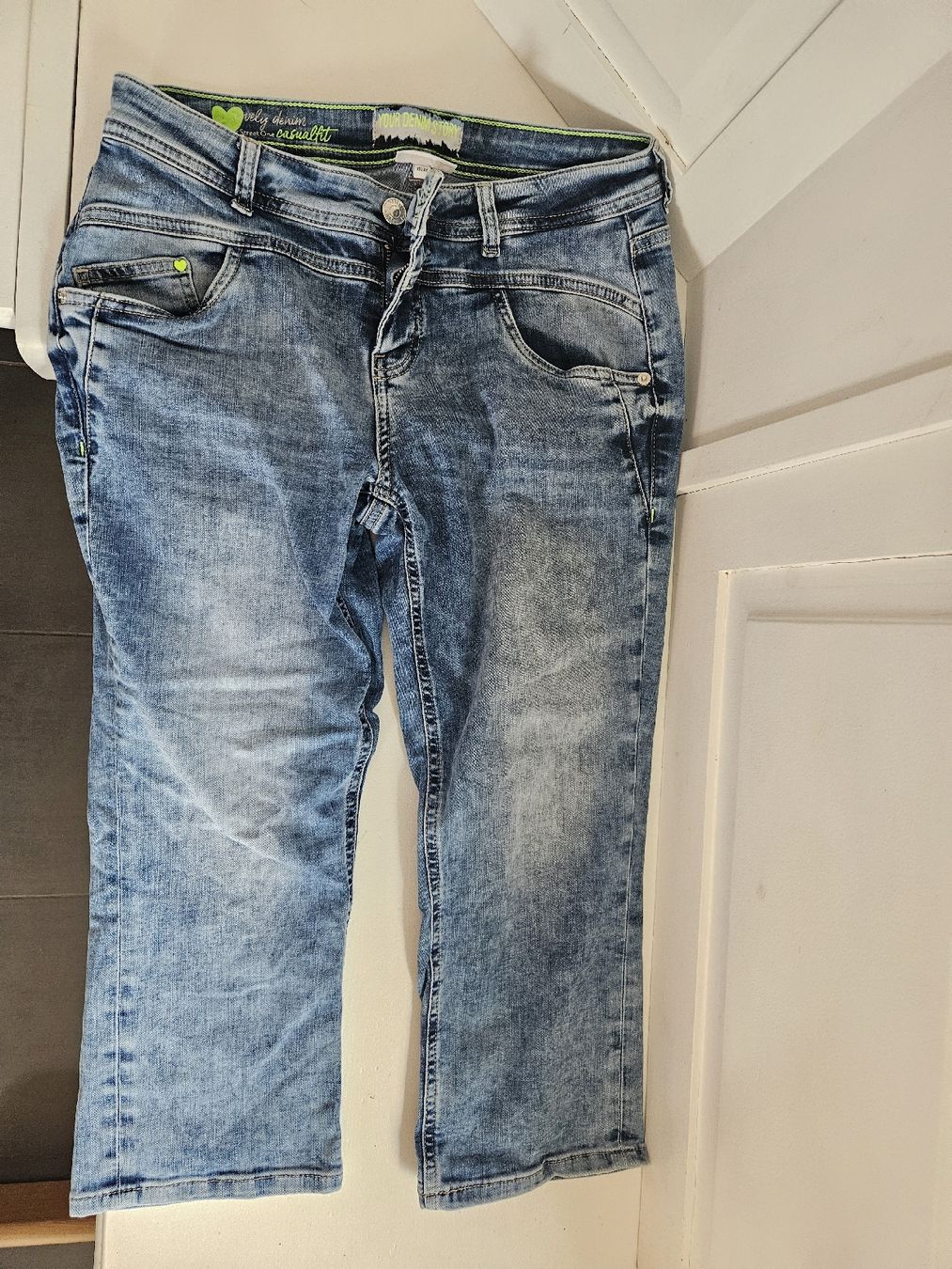 Jeans: Street one  – Nuovo (secondo la descrizione) da Ennetbürgen venduto da LebuniaNW