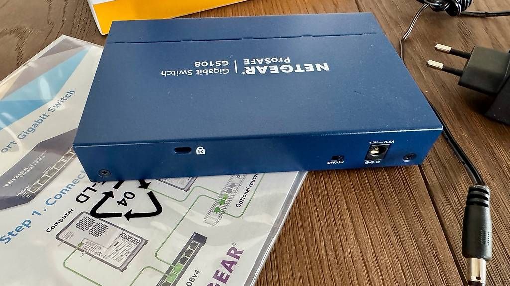 Hubs & Switches: NETGEAR ProSAFE GS108 Gigabit Switch 8 Port – Gebraucht aus Oberlunkhofen von tru_xc2g 1
