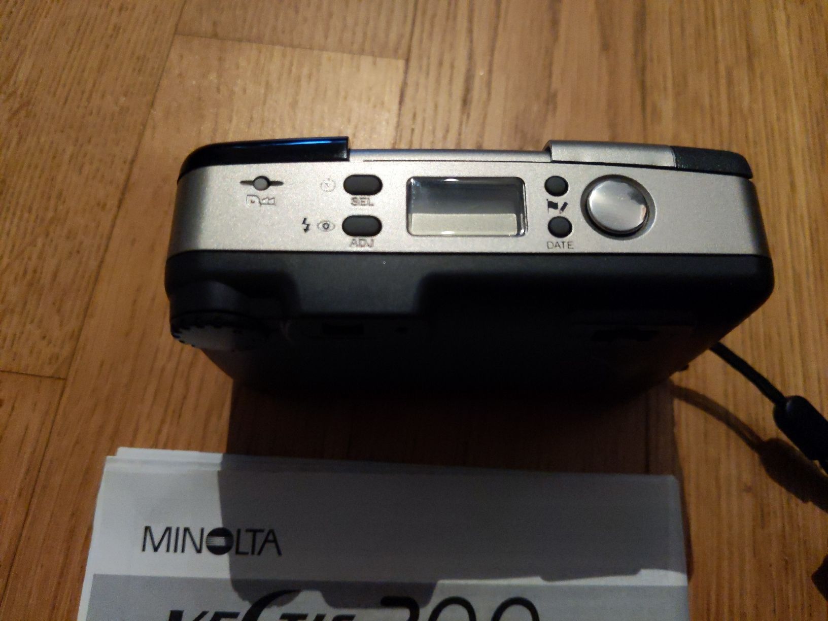 Minolta Fotocamera: Minolta Vectis 200 Xi-Date Kompaktkamera mit Tasche – Usato da Hauptwil venduto da ins_8rv7 2