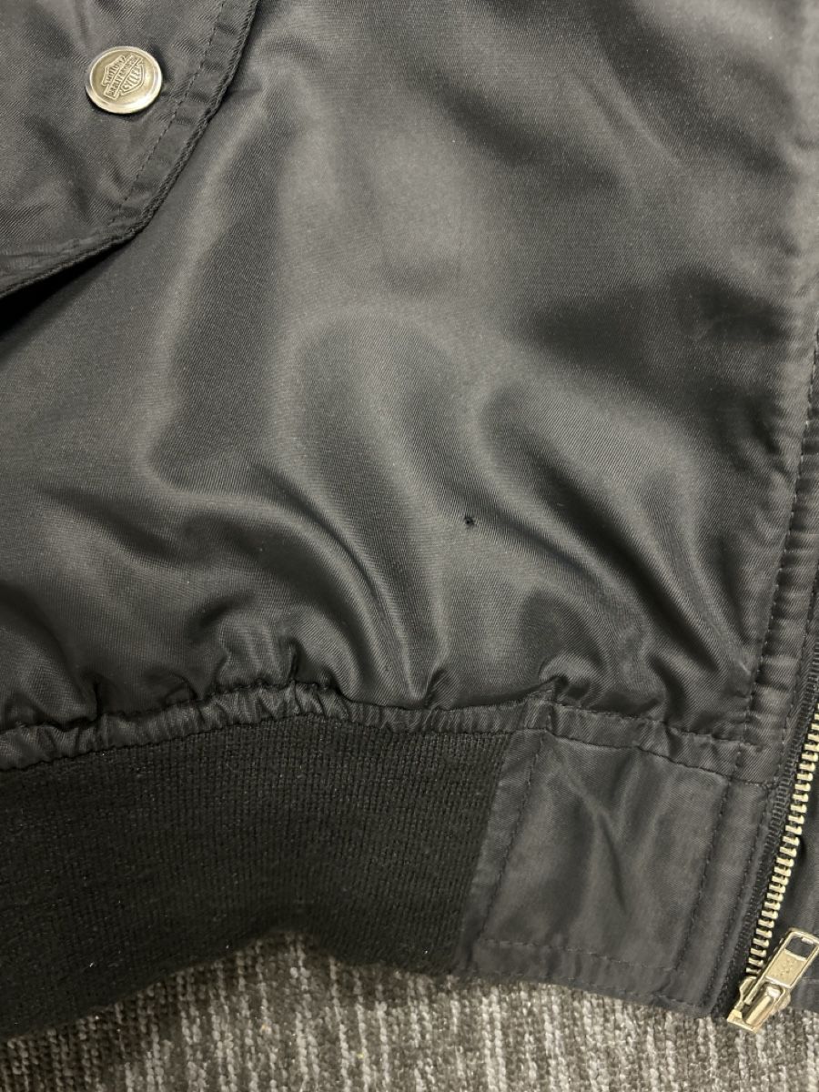 Harley-Davidson Jacken: Harley Davidson Bomberjacke – Gebraucht aus Münchenstein von Cello30 5