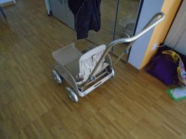 alter, antiker,Kinderwagen Marke " Dodo"
