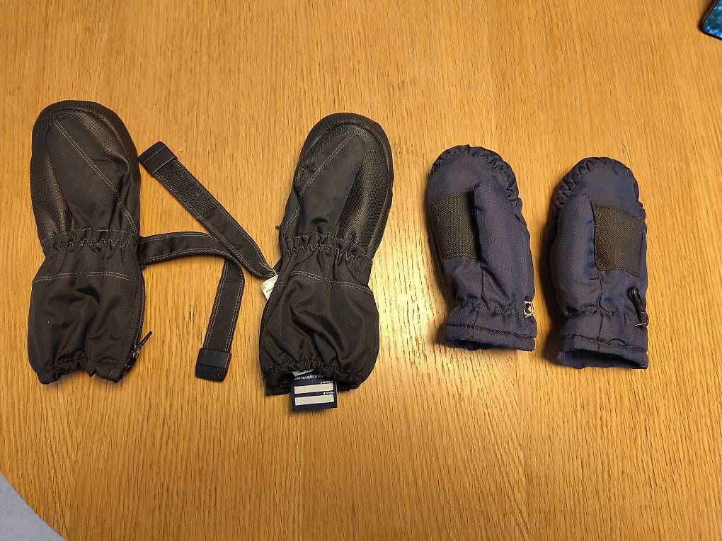 Guanti: Winter Handschuhe Grösse 2 – Usato da Zürich venduto da pie_j8f7 1