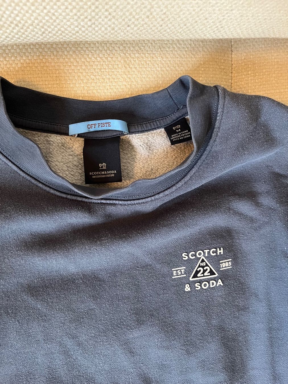 Maglioni & Felpe: Scotch&Soda sweater size M blue – Usato da Zürich venduto da Simontr 1