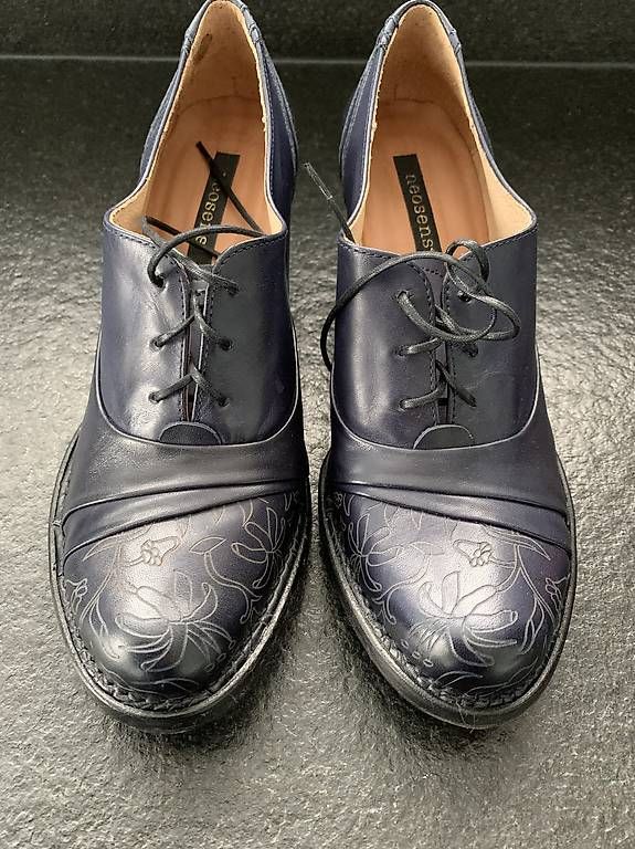 Scarpe da donna: Damenschuhe - Pumps - Neosens - Gr. 39 – Usato da Scheuren venduto da tan_w6cx 1