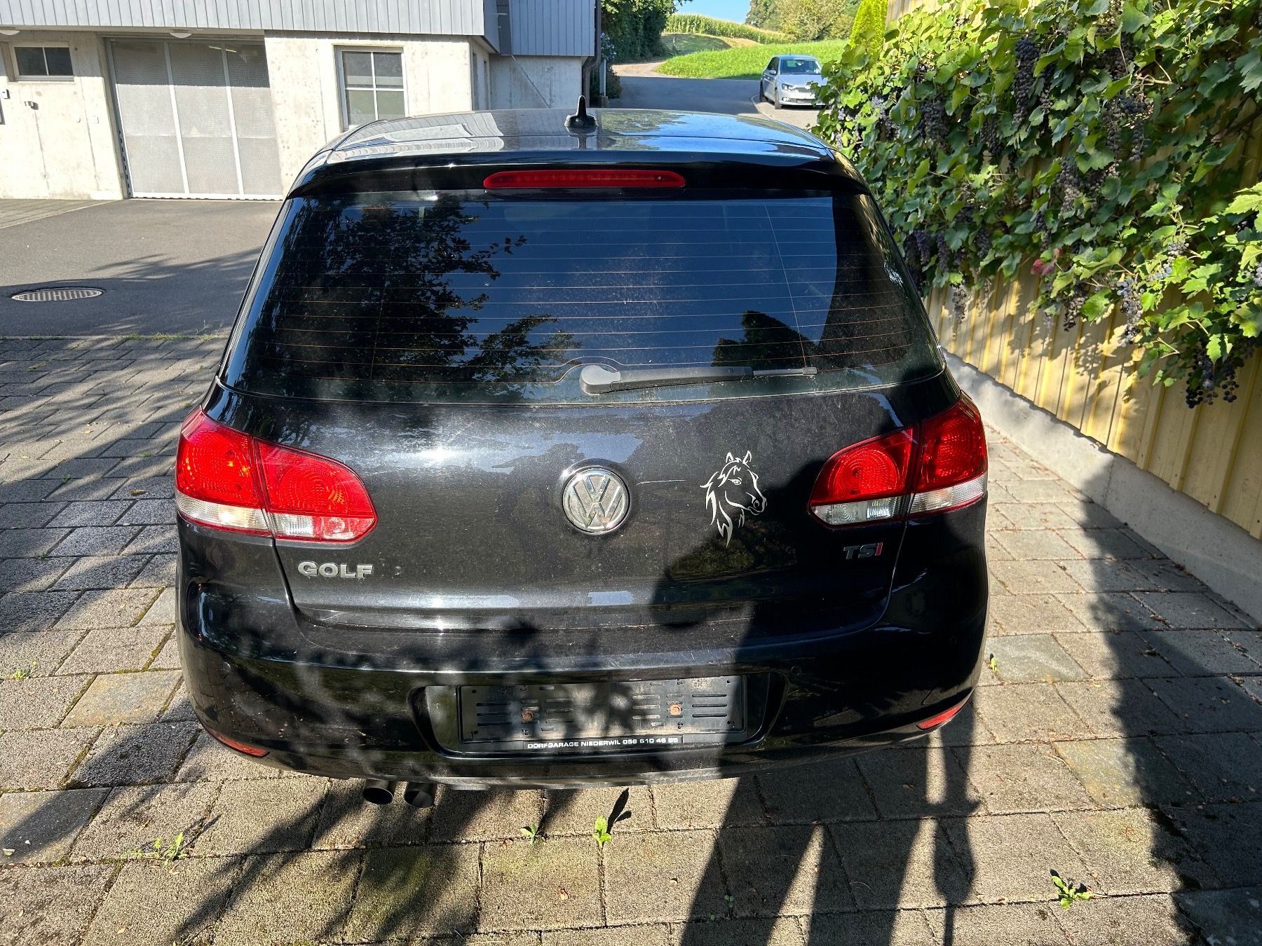 VW Autos: VW Golf 6 – Defekt aus Rifferswil von  2
