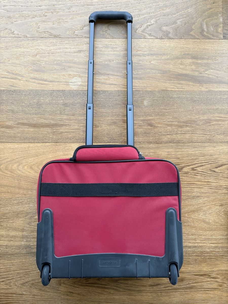 Koffer & Taschen: Laptop-Rollkoffer – Gebraucht aus Uerikon von nk013 3
