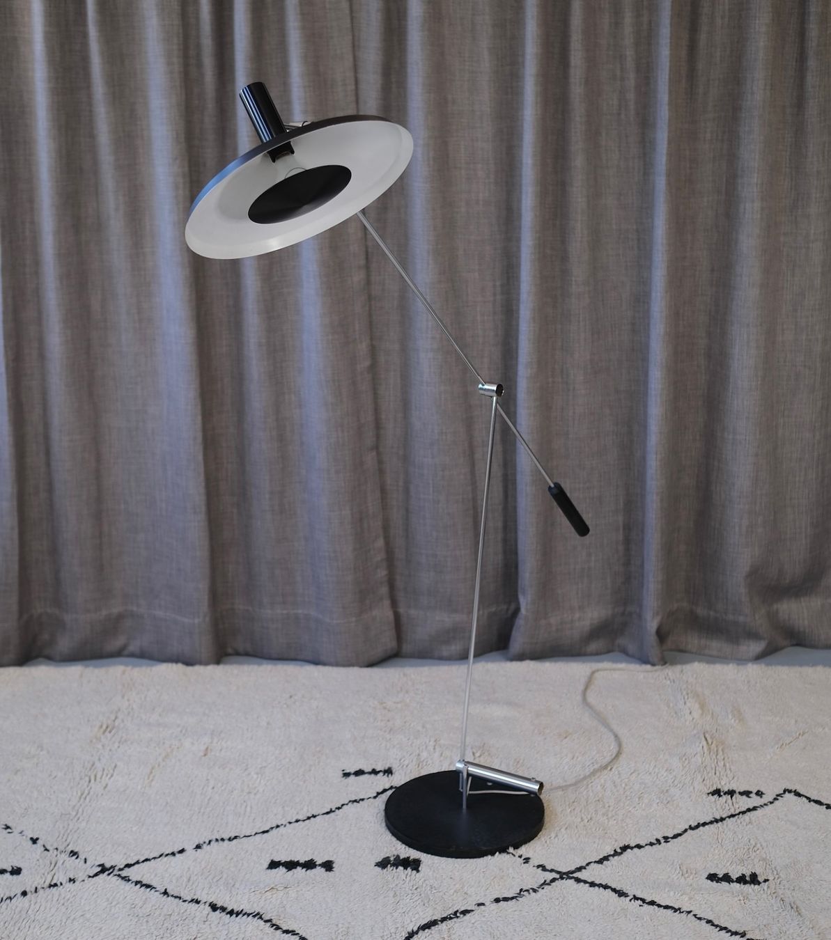 Baltensweiler Lampen: Stehleuchte Baltensweiler, Type 600 – Gebraucht aus Bern von Zmodern_VIN 2