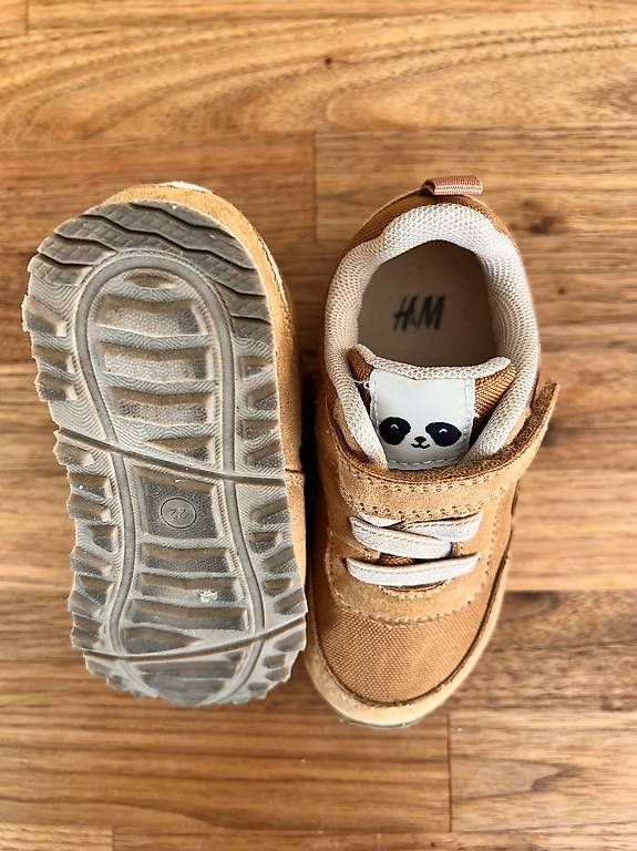 Chaussures garçon: Schuhe Gr.22  – D'occasion à Zürich par esp_v7ml 1