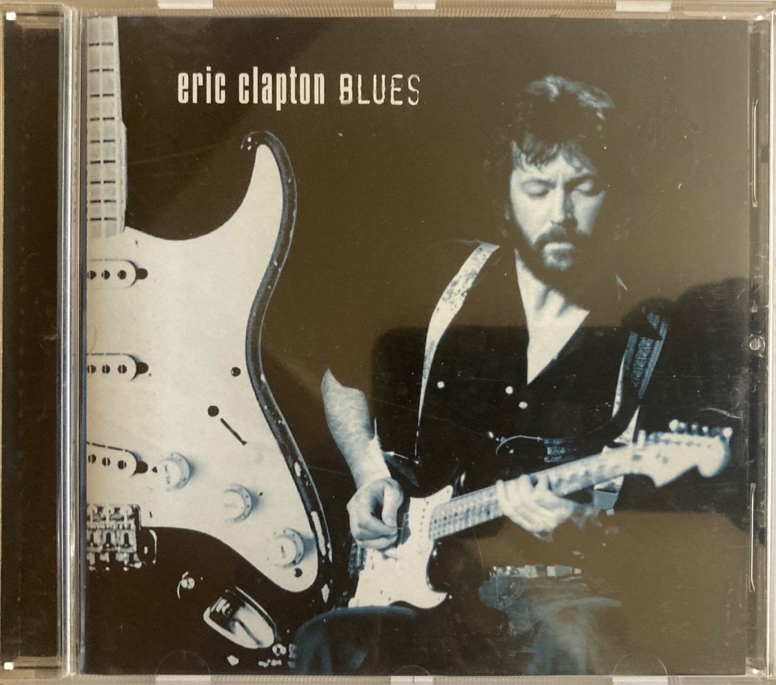 CD: ERIC CLAPTON - BLUES – Usato da Poliez-Pittet venduto da Newtown-Records