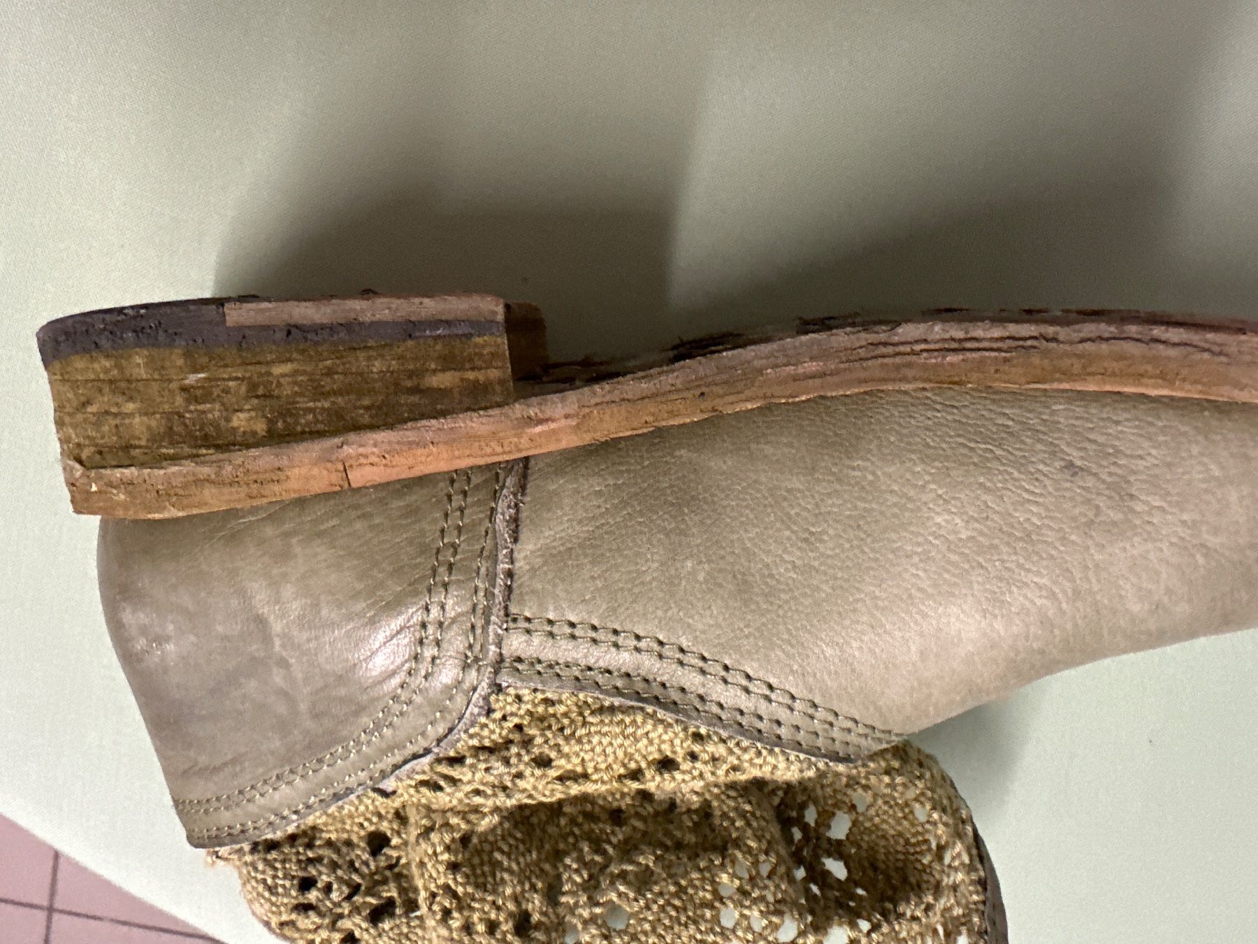 Scarpe da donna: Stiefel gr 39/40 khaki – Usato da Däniken SO venduto da NBdesign 6