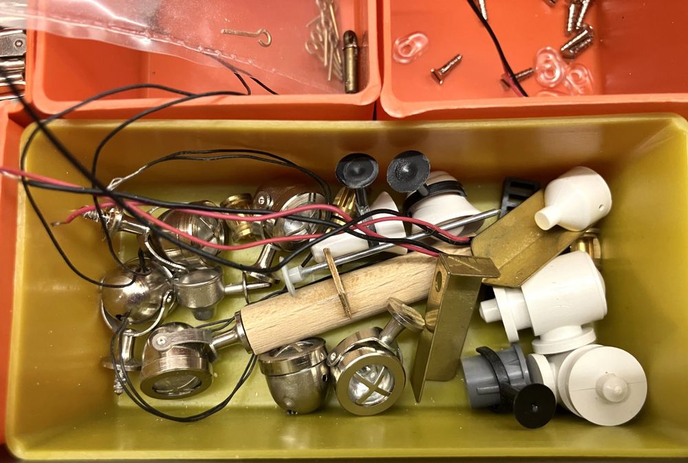 Graupner RC Modellbau: Graupner/Robbe: Bootsschrauben Messingteile Zahnräder... – Gebraucht aus Thun von retoolinoo 5