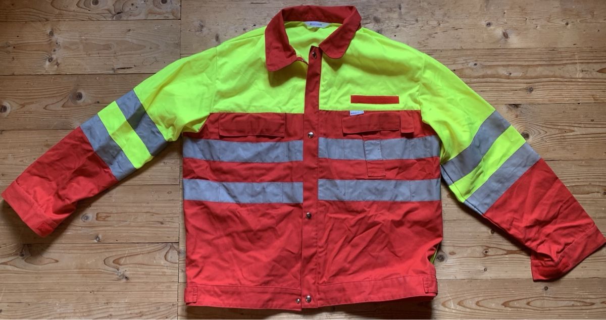 Jacken: Feuerwehrjacke Grösse 52 – Gebraucht aus Goldingen von Bergler012