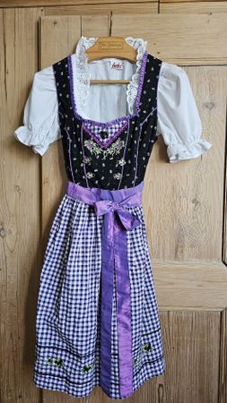 Dirndl Marke Fuchs violett/schwarz Grösse S Rocklänge 60cm