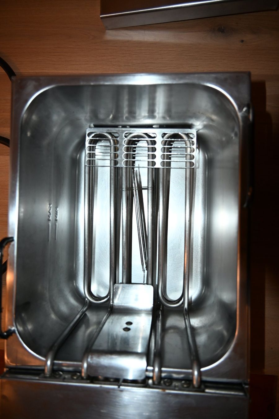 Frifri Elettrodomestici da cucina: Fritteuse 6l - 400V – Usato da Romanshorn venduto da carnivor01 3