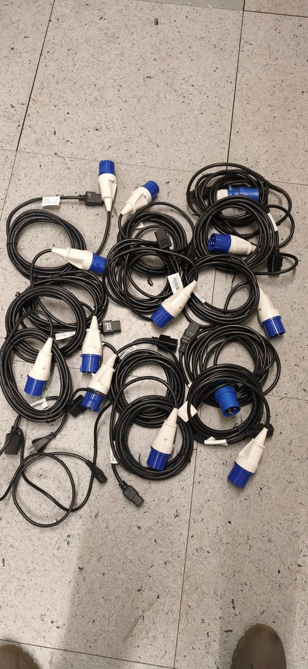 Cavi: CEE typ 16A 6h CEE Adapterkabel 10 Stück – Usato da Dornach venduto da ame.hq 2