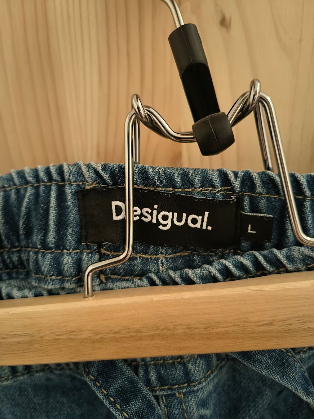 Desigual Pantaloni: Desigual Jeans Cargo Gr. L Damen – Usato da Muri AG venduto da SunkeNagi 1