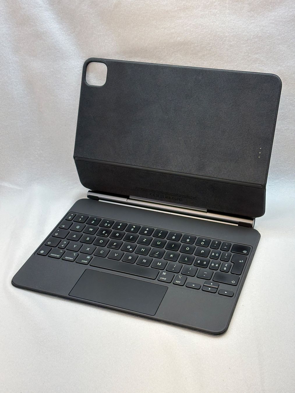 Apple Tastiere: Apple Magic Keyboard (iPad Air / iPad Pro 11") – Usato da Schlatt TG venduto da Heyhey