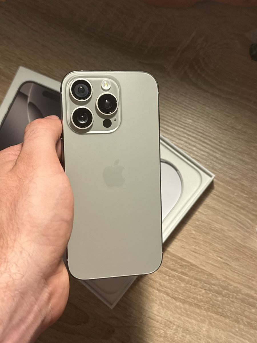 Apple Handys / Smartphones: iPhone 16 Pro 128GB – Gebraucht aus Liestal von jss_jd2b 1