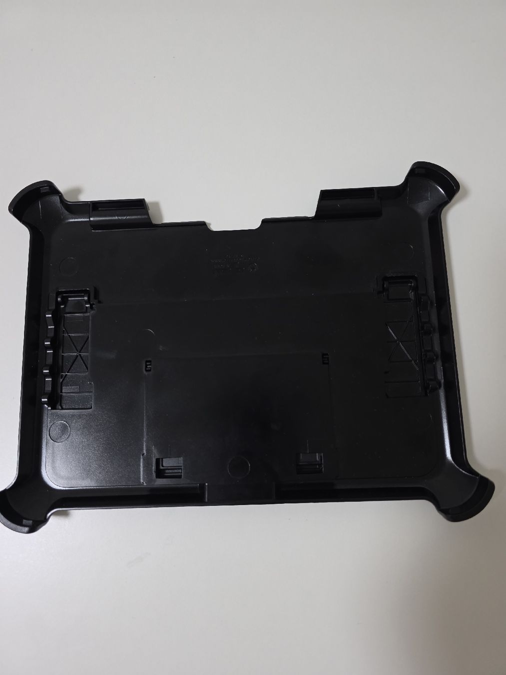 Sonstige Dekorationen & Accessoires: Ipad Aufsteller Otterbox – Gebraucht aus Birmenstorf AG von sok_6yp9 1