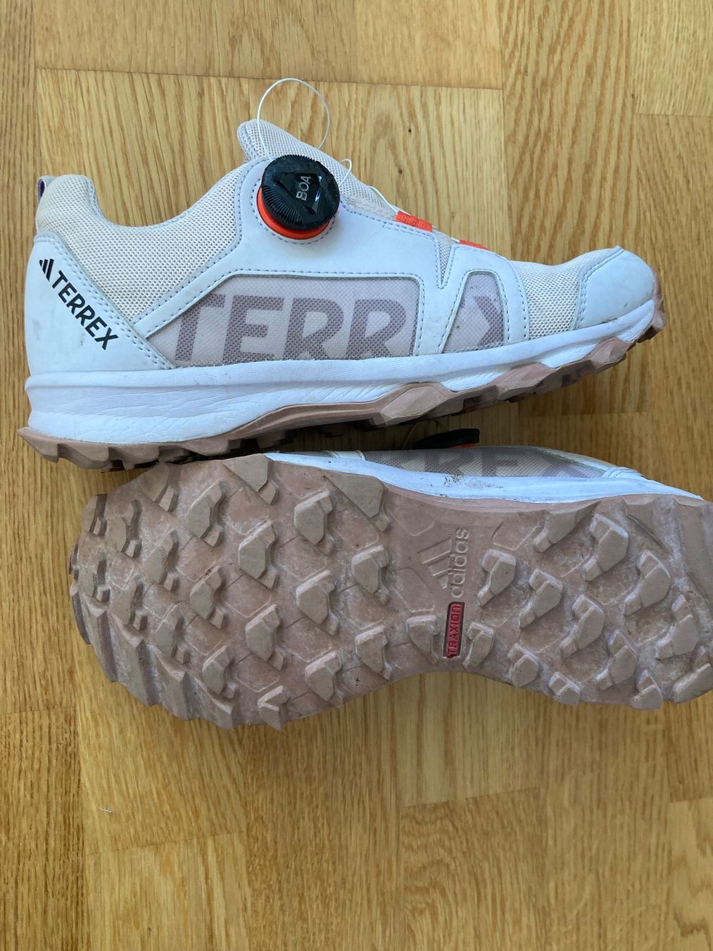 Adidas Scarpe da donna: Treckingschuh – Usato da Liebefeld venduto da schelps