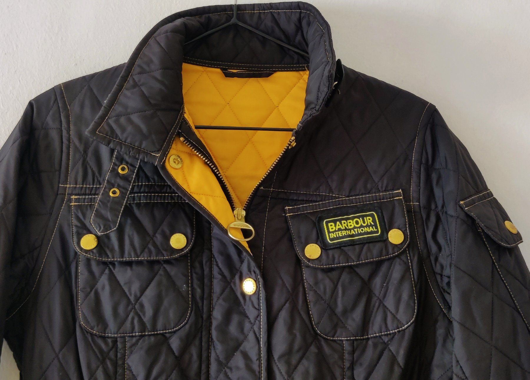 Barbour Jacken: BARBOUR Internation Quilt Jacket Jacke Parka gesteppt Gr.36 – Gebraucht aus Winterthur von Lotusherz 1