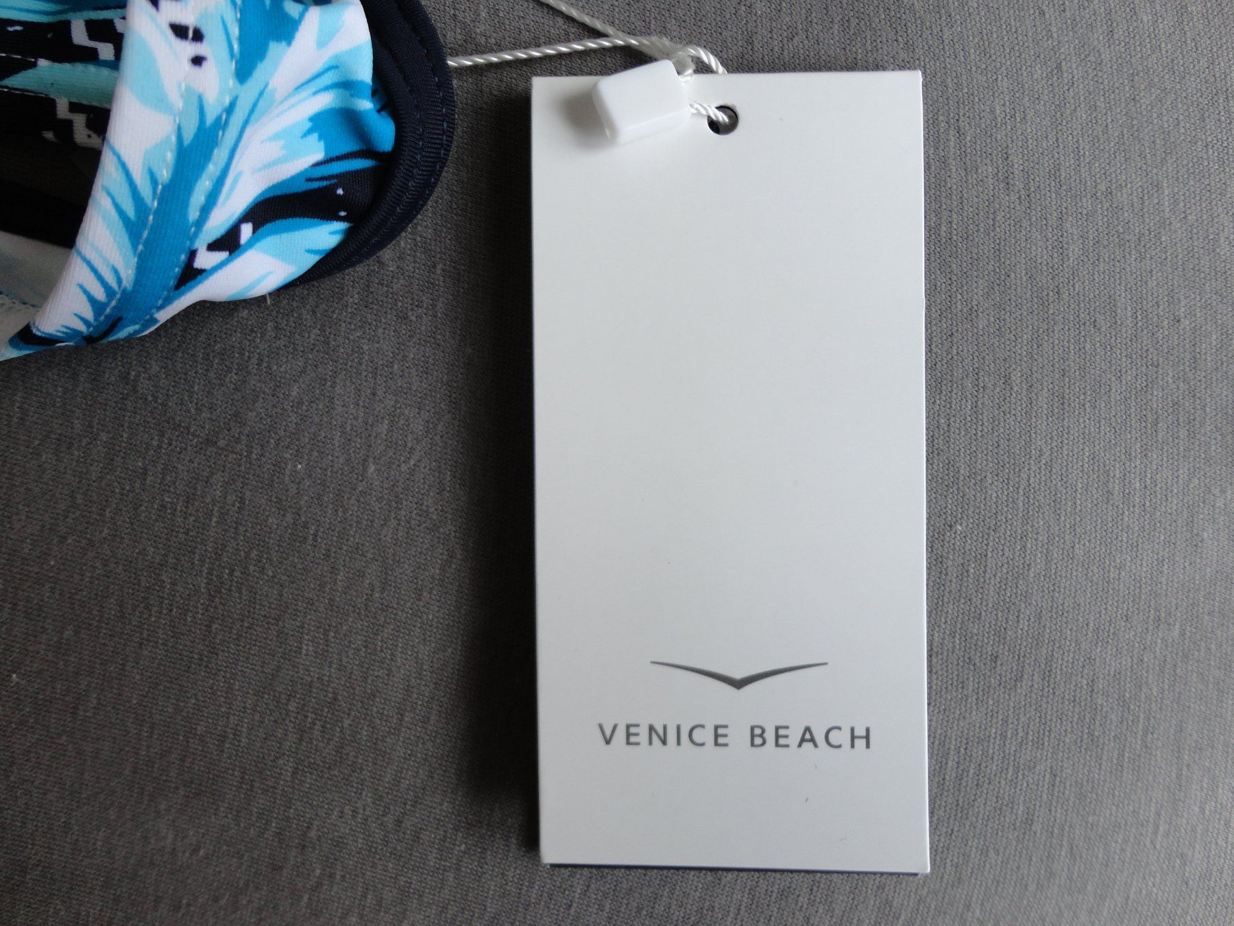Costumi da bagno & Bikini: Venice Beach Bügel-Bikini Top, "Jane" Cup A38 – Nuovo e nell'imballaggio originale da Dottikon venduto da Facehugger2012 3