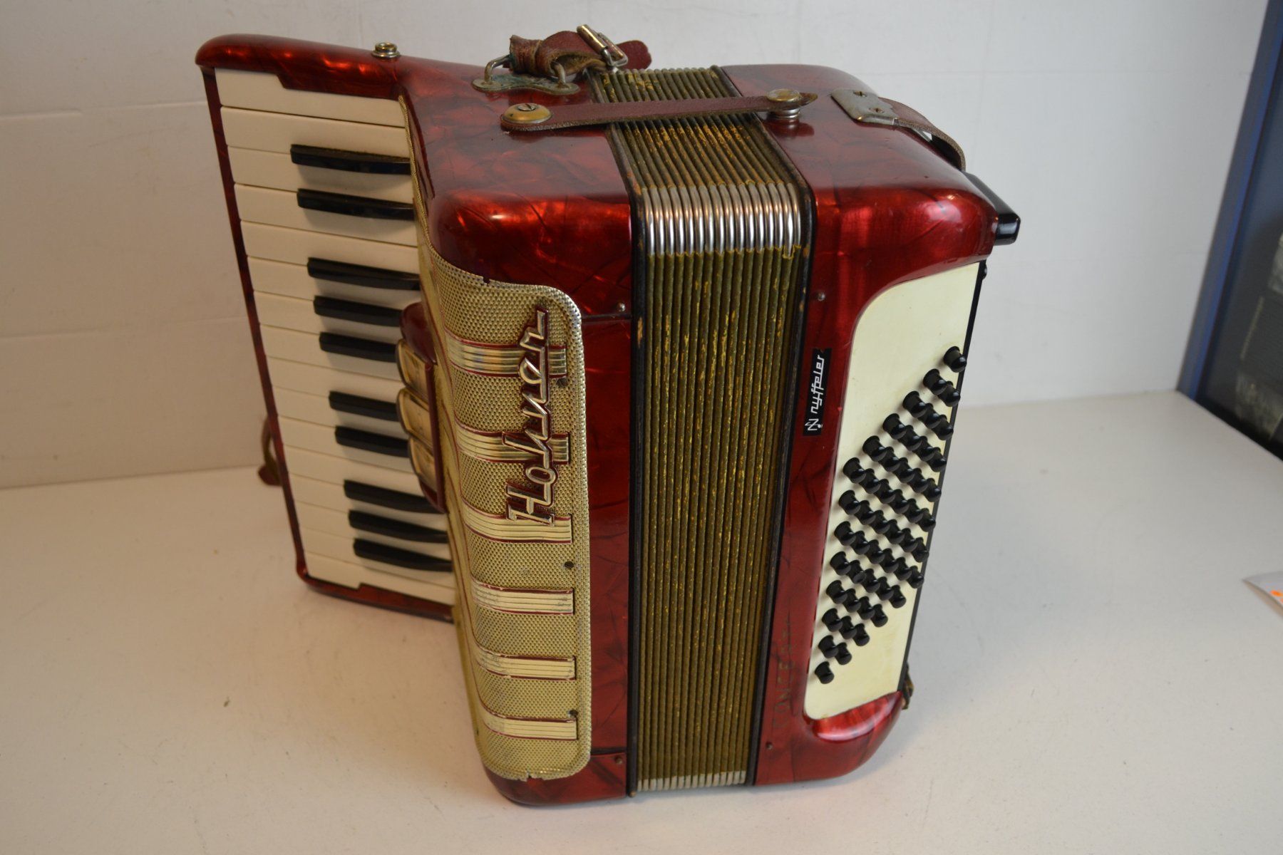 Hohner Strumenti musicali: Akkordeon chromatisch Hohner Concerto I – Usato da Zürich venduto da Brockito 7