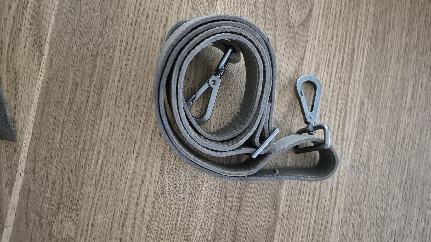 Taschen für Damen: Harbour 2nd Umhängetasche – Gebraucht aus Aarberg von Cnika 3