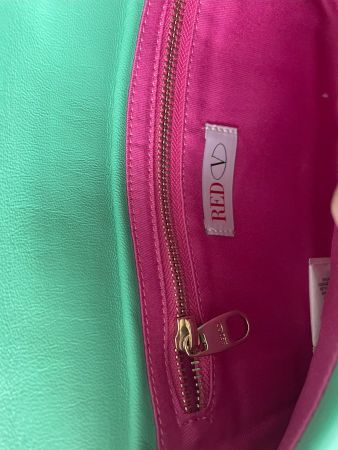 Valentino Red - Clutch / Handtasche grün