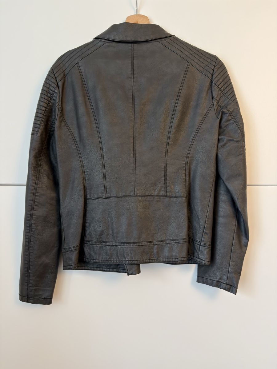 Only Jacken: Lederjacke – Gebraucht aus Steffisburg von Do_mi94 2