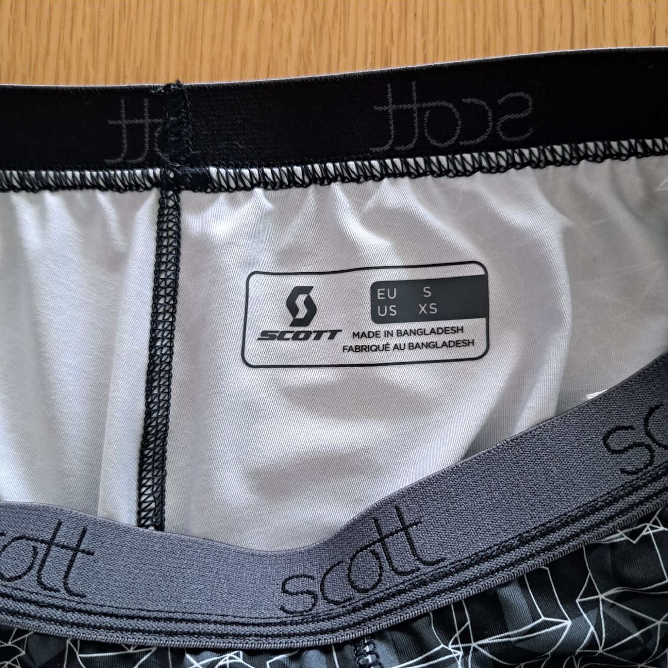 Scott Pantaloni: Radlerhose Scott Damen Gr.S – Nuovo (secondo la descrizione) da Steinen venduto da kelli13 4