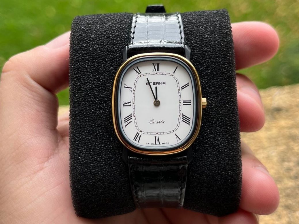 Eterna Orologi: Montre Eterna Quartz - NOS – Nuovo e nell'imballaggio originale da Erlach venduto da migdep985