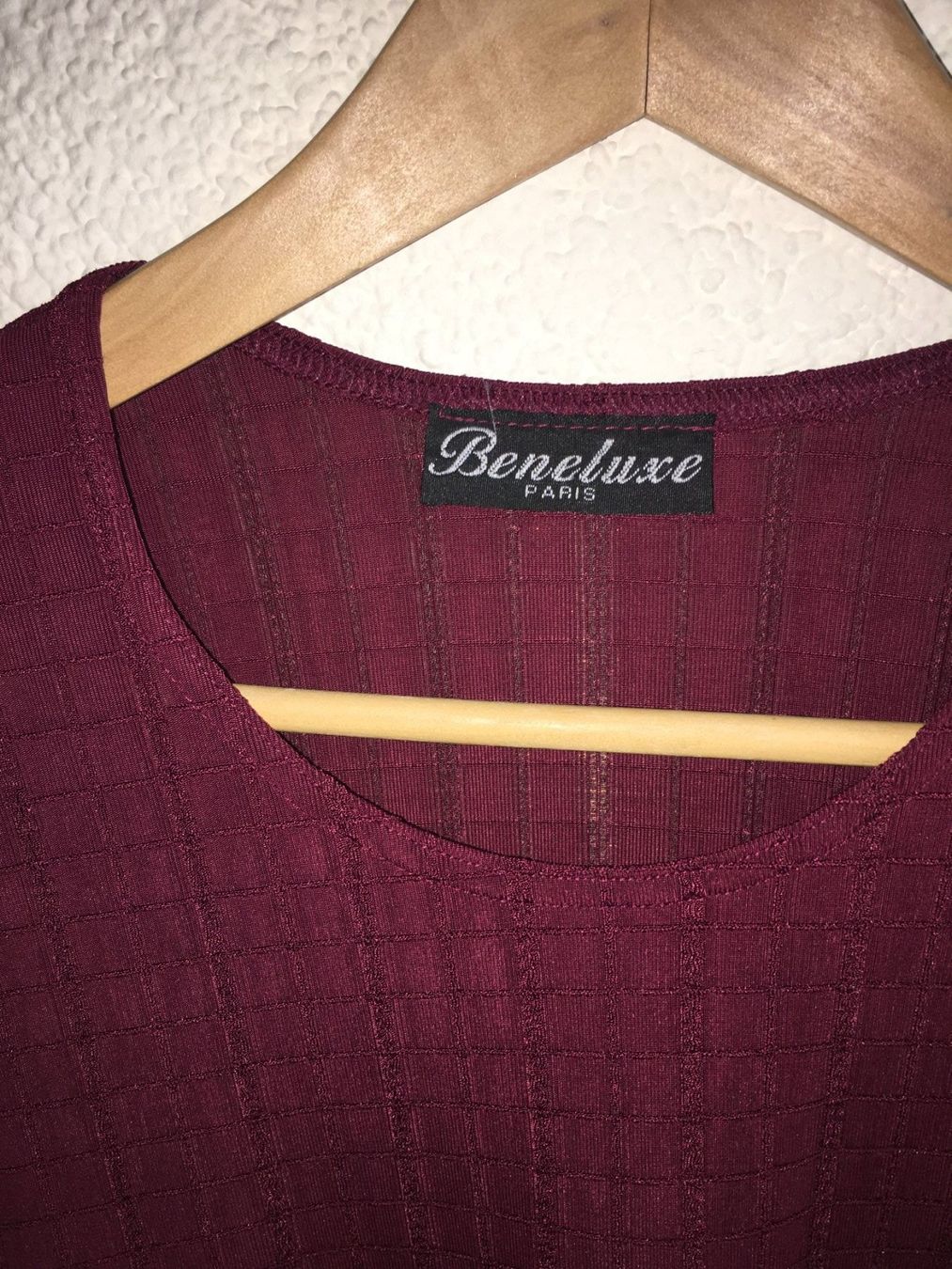 T-shirts: BENELUXE PARIS Shirt, bordeaux m. Fehler – D'occasion à Arni AG par Mimo007 2