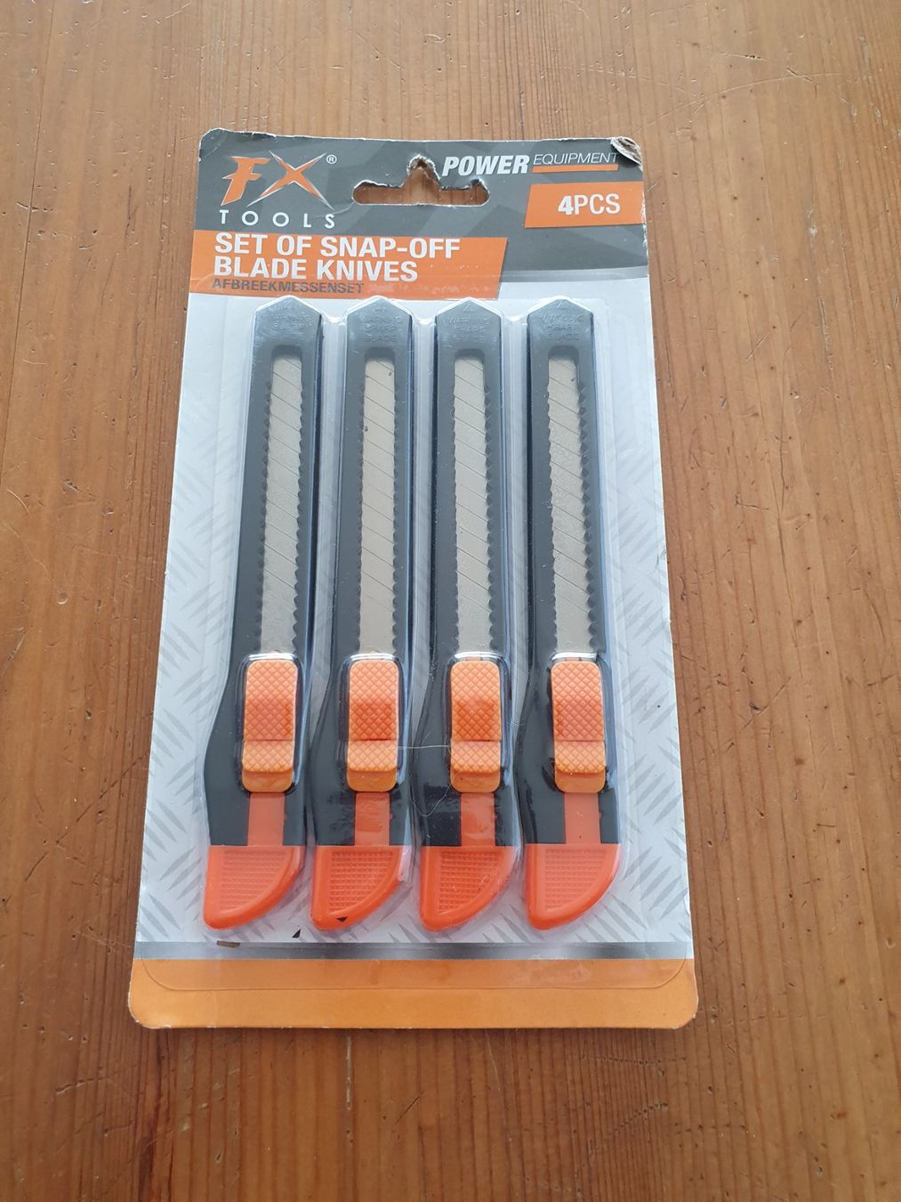 Coltelli: FX Tools Abbrechklingenmesser Set, 4 Stück, Neu! – Nuovo e nell'imballaggio originale da Wiedlisbach venduto da leiku88