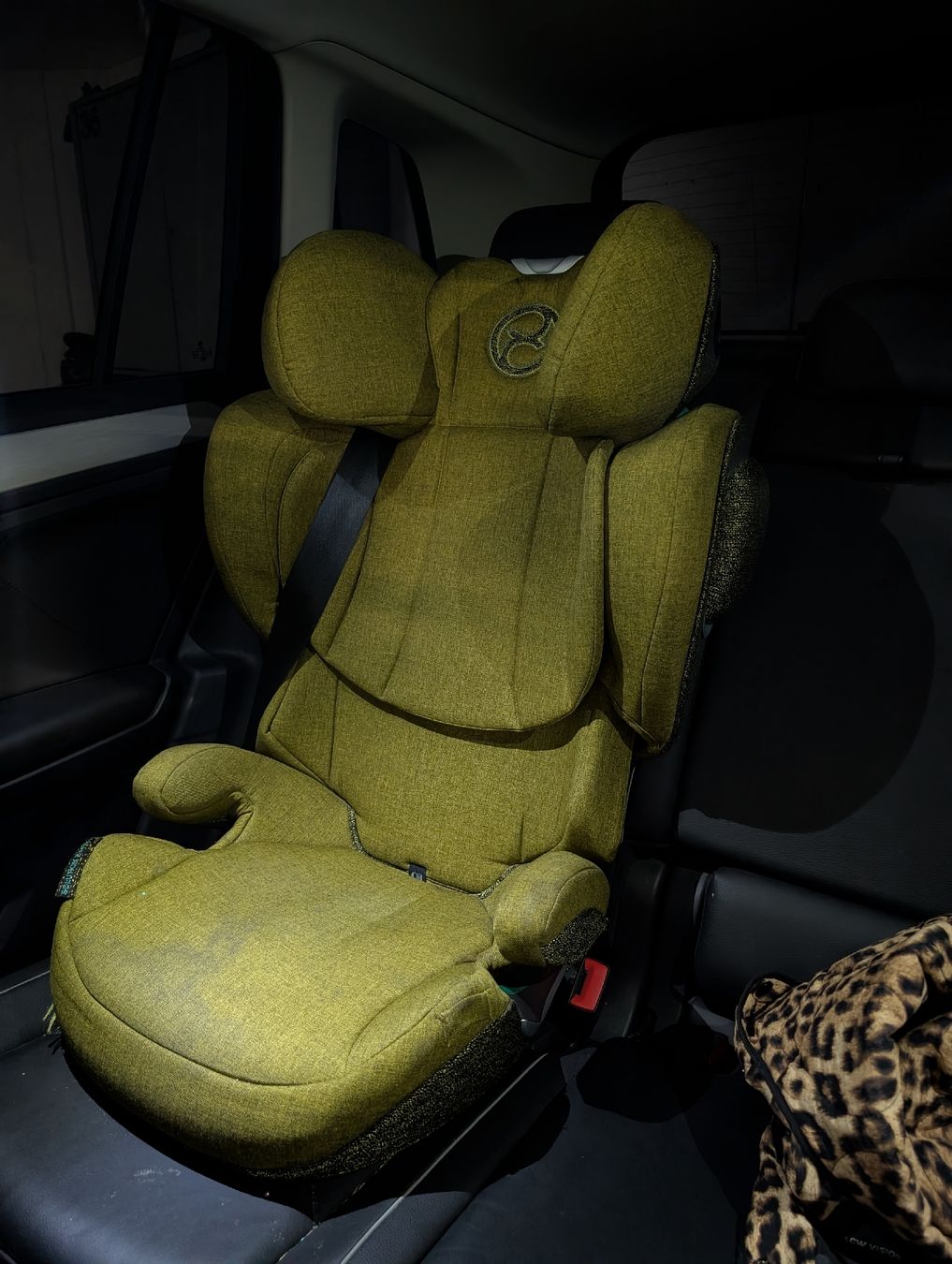 Cybex Seggiolini per auto: Cybex Solution Z-Fix Kindersitz Olivgrün – Usato da Winterthur venduto da Uemit 3