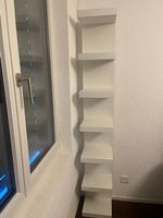 Bücherregal