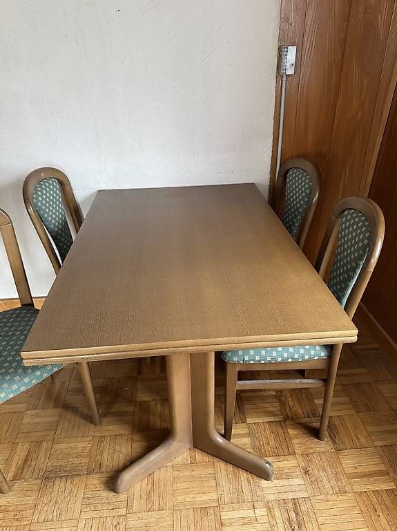 Set di tavolo e panche: Tisch und Stühle – Usato da Walenstadtberg venduto da sgiger 2