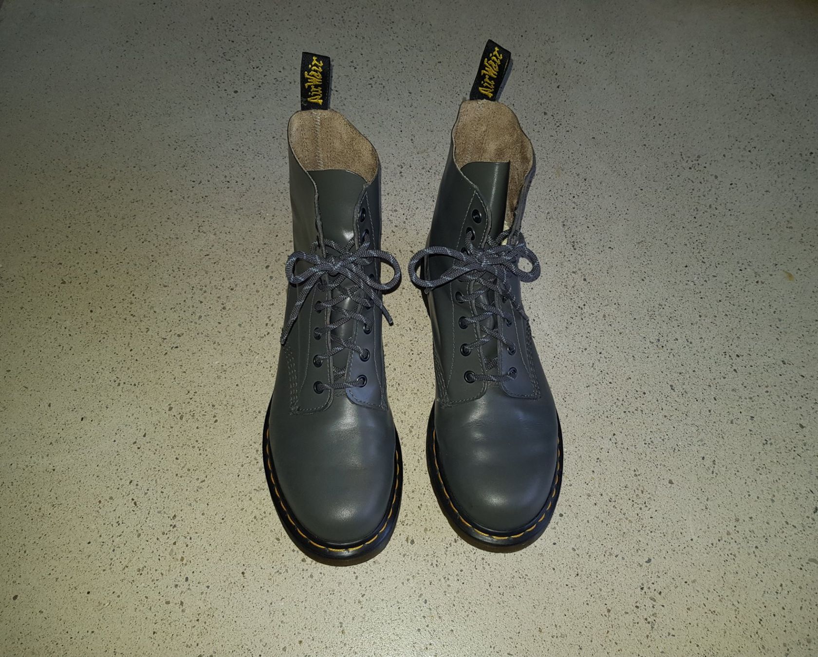 Dr. Martens Scarpe da uomo: Dr. Martens Pascal Herrenschuh Grösse 43 – Usato da Basel venduto da chien008 1