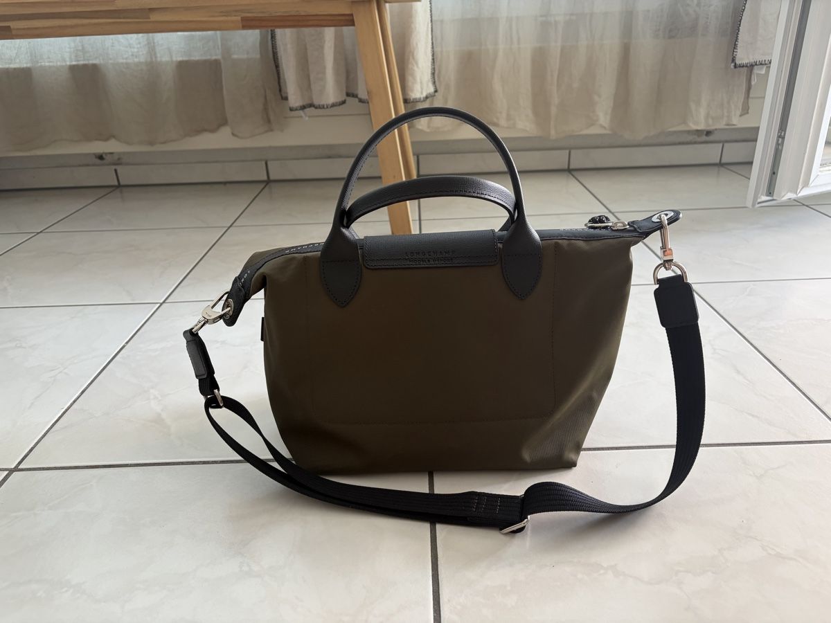 Longchamp Borse da donna: Longchamp Le Pliage Energy Strapped Small Tote Bag – Usato da Hergiswil NW venduto da irinagraf 1